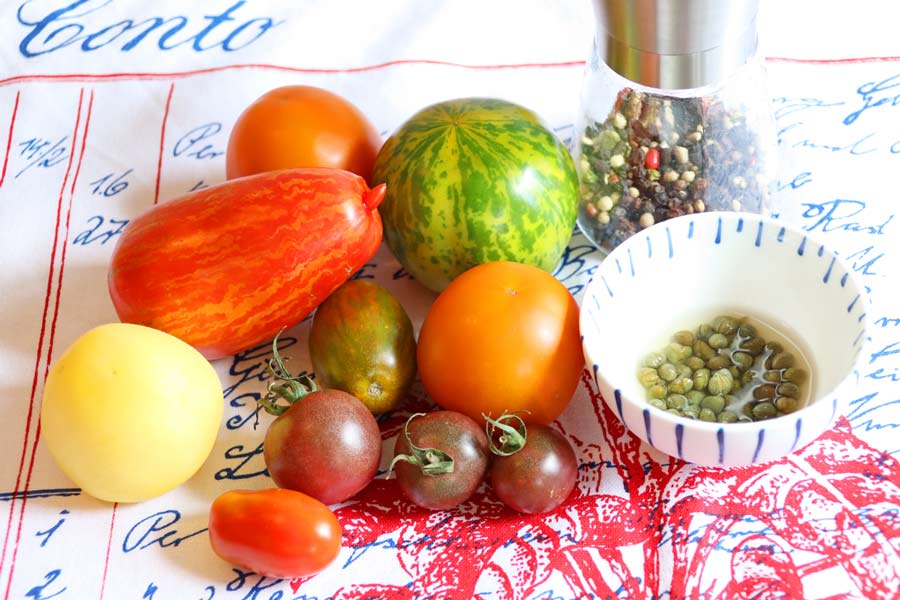 Tomaten in unterschiedlichen Farben